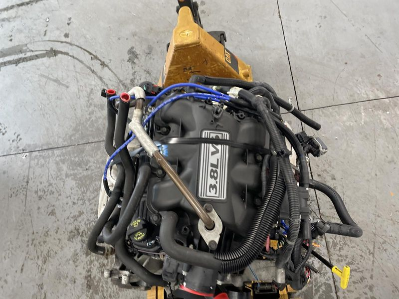 2010 Jeep WRANGLER (3.8L, VIN 1, 8th digit) Used Engine