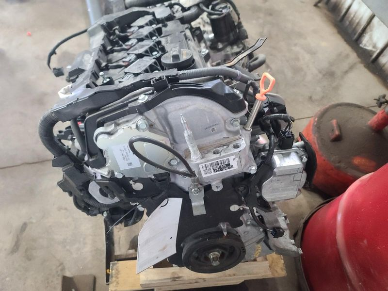 2023 HONDA CR-V 2.0L (hybrid), gasoline, (VIN 6, 6th digit, AWD) Used Engine