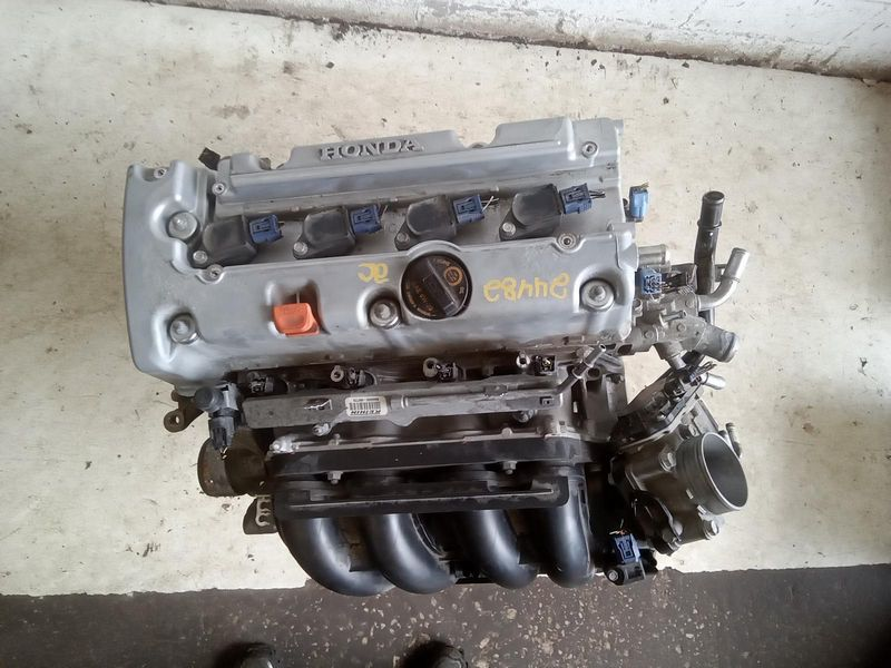2012 HONDA ACCORD 2.4L, VIN 1 (6th digit, Cpe), Canada emissions Used Engine