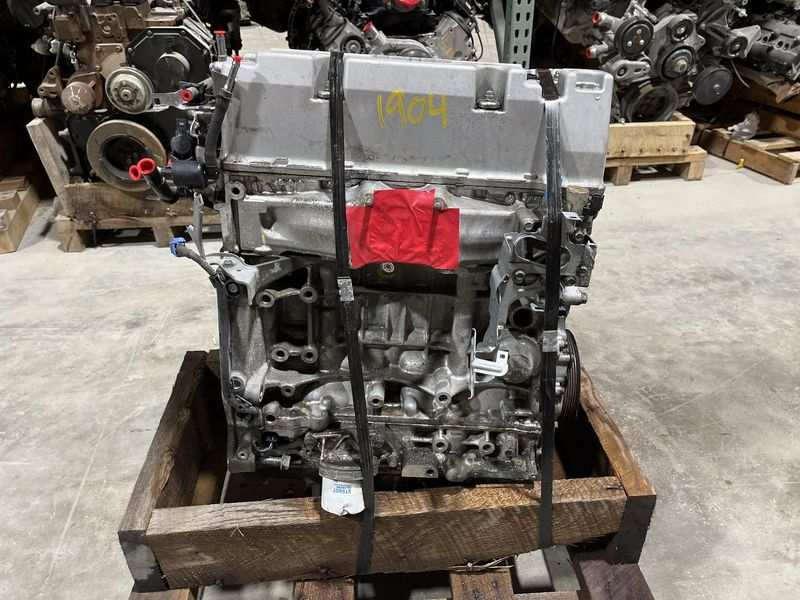 2011 HONDA ACCORD 2.4L, VIN 2 (6th digit, Sdn), LX, Canada emissions Used Engine