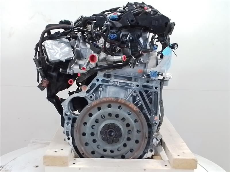 2013 HONDA CR-V (2.4L, VIN M, 5th digit) Used Engine
