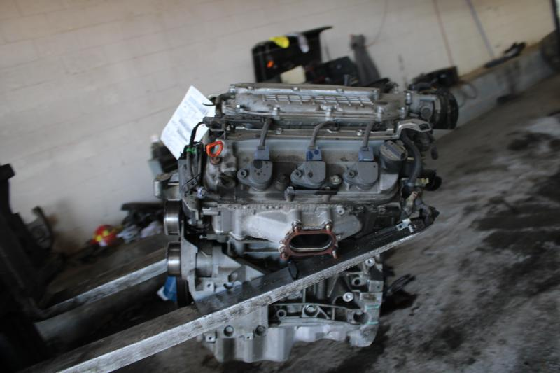 2010 HONDA ODYSSEY (3.5L, VIN 3, 6th digit), LX (VIN 2, 8th digit) Used Engine