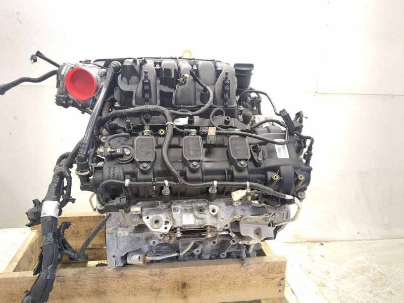 2020 CHRYSLER PACIFICA VIN 7 (8th digit, hybrid), gasoline Used Engine
