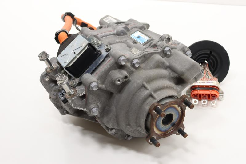 2020 TOYOTA PRIUS electric, rear Used Engine