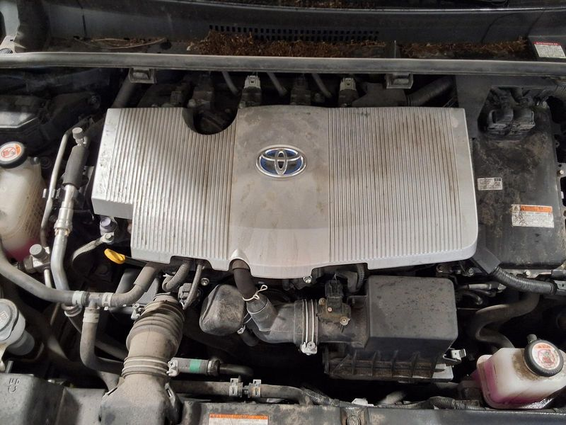 2020 TOYOTA PRIUS electric, rear Used Engine
