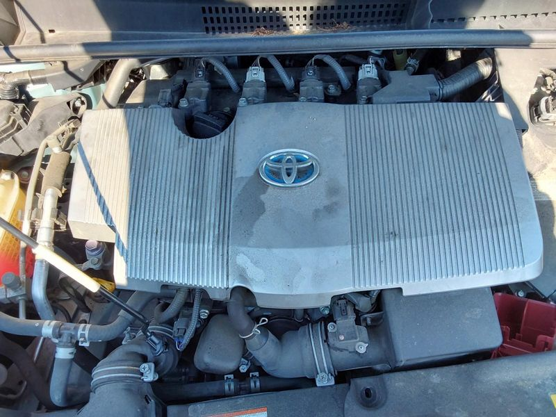2017 TOYOTA PRIUS gasoline, 1.8L (2ZRFXE engine), Prius (VIN FU, 7th and 8th digits), VIN B (5th digit) Used Engine