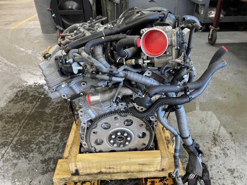 2011 TOYOTA RAV4 3.5L (VIN K, 5th digit, 2GRFE engine, 6 cylinder) Used Engine