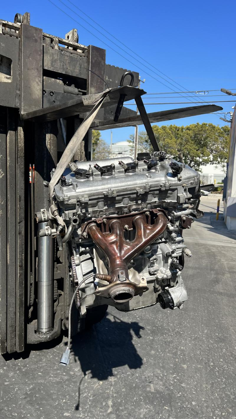 2013 TOYOTA COROLLA (1.8L, VIN U, 5th digit, 2ZRFE engine with Variable Valve Timing) Used Engine