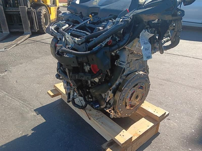 2022 TOYOTA HIGHLANDER gasoline, 2.5L, VIN B (5th digit, A25AFXS engine, 4 cylinder) Used Engine