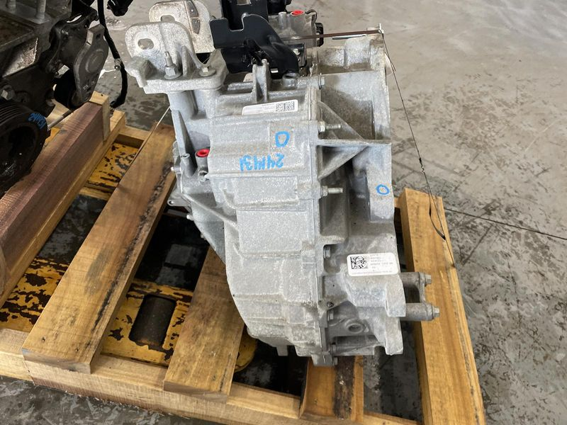 2013 Ford Taurus AT, (6 Speed), 3.7L, FWD, ID BA8P-7000-FB Used Transmission