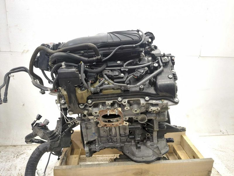 2018 TOYOTA HIGHLANDER gasoline, 3.5L, VIN Z (5th digit, 2GRFKS engine, 6 cylinder), (oil cooler), automatic engine stop and start Used Engine