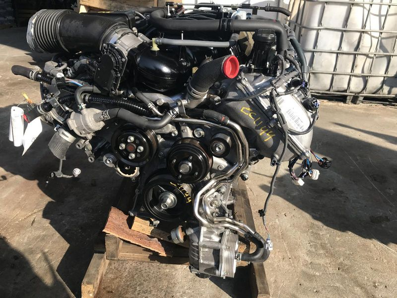 2020 TOYOTA TUNDRA (5.7L, VIN Y, 5th digit, 3URFE engine) Used Engine