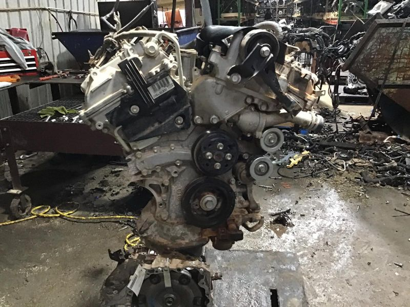 2016 TOYOTA HIGHLANDER gasoline, 3.5L, VIN K (5th digit, 2GRFE engine, 6 cylinder), w/o oil cooler Used Engine