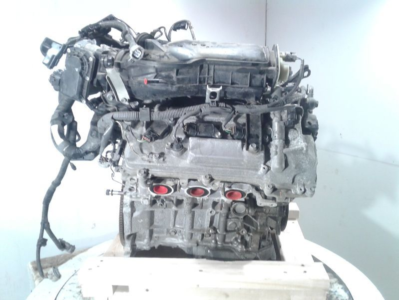 2015 TOYOTA HIGHLANDER gasoline, 3.5L, VIN K (5th digit, 2GRFE engine, 6 cylinder), oil cooler Used Engine