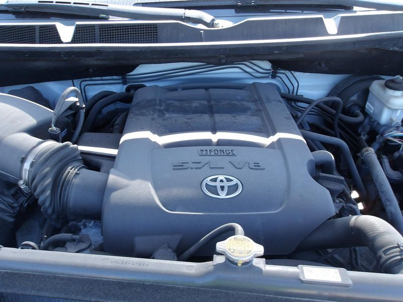 2017 TOYOTA TUNDRA 5.7L, VIN W (5th digit, flex fuel, 3URFBE engine) Used Engine