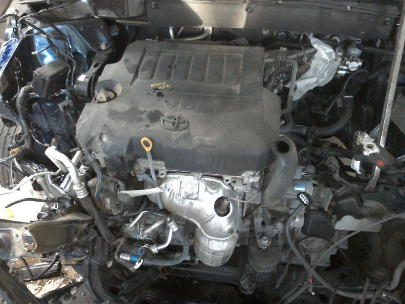 2015 TOYOTA HIGHLANDER gasoline, 3.5L, VIN K (5th digit, 2GRFE engine, 6 cylinder), w/o oil cooler Used Engine