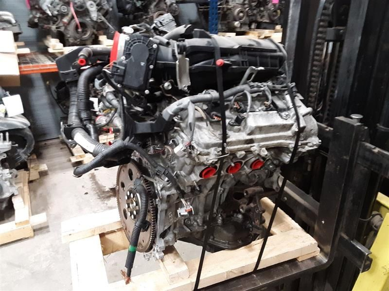2015 TOYOTA HIGHLANDER gasoline, 3.5L, VIN K (5th digit, 2GRFE engine, 6 cylinder), w/o oil cooler Used Engine