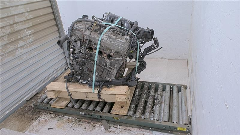 2015 TOYOTA HIGHLANDER gasoline, 3.5L, VIN K (5th digit, 2GRFE engine, 6 cylinder), w/o oil cooler Used Engine