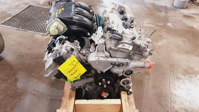 2014 TOYOTA HIGHLANDER gasoline, 3.5L, VIN K (5th digit, 2GRFE engine, 6 cylinder), oil cooler Used Engine