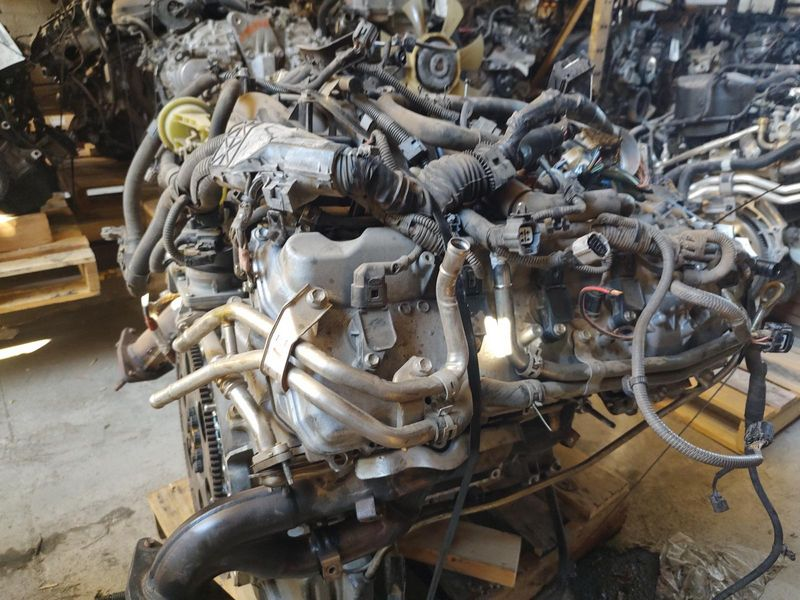 2015 TOYOTA TUNDRA 5.7L, VIN W (5th digit, flex fuel, 3URFBE engine) Used Engine