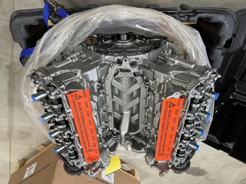 2015 TOYOTA TUNDRA 5.7L, VIN Y (5th digit, 3URFE engine) Used Engine