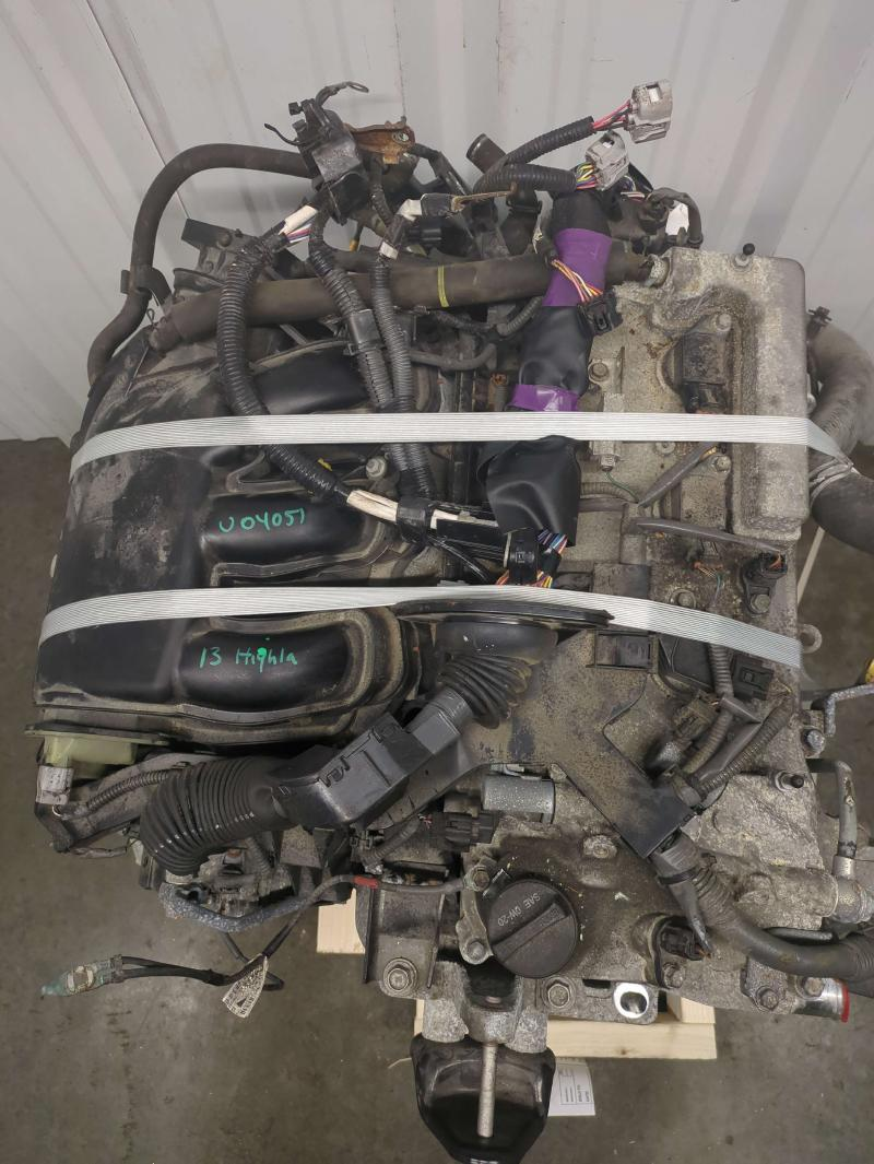 2013 TOYOTA HIGHLANDER gasoline, 3.5L, VIN K (5th digit, 2GRFE engine, 6 cylinder), oil cooler Used Engine