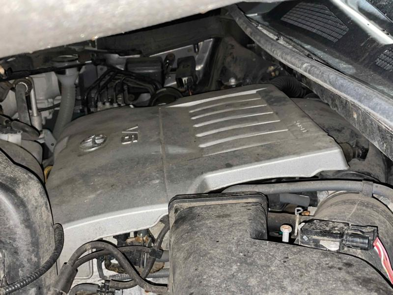 2013 TOYOTA HIGHLANDER gasoline, 3.5L, VIN K (5th digit, 2GRFE engine, 6 cylinder), oil cooler Used Engine