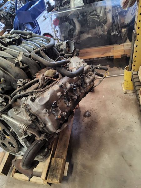 2013 TOYOTA TUNDRA 5.7L, VIN W (5th digit, flex fuel, 3URFBE engine, 8 cylinder) Used Engine