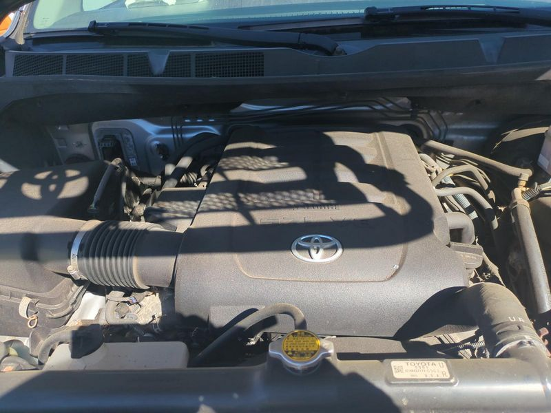 2013 TOYOTA TUNDRA 5.7L, VIN Y (5th digit, 3URFE engine, 8 cylinder) Used Engine
