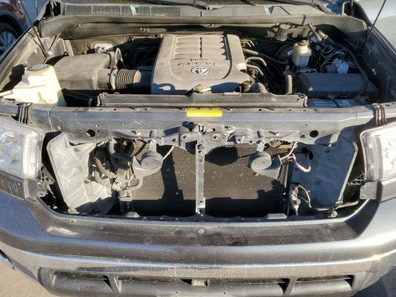 2010 TOYOTA TUNDRA 4.6L (VIN M, 5th digit, 1URFE engine, 8 cylinder) Used Engine