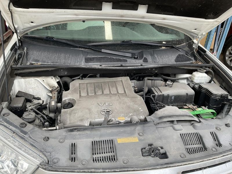 2012 TOYOTA HIGHLANDER gasoline, 3.5L, VIN K (5th digit, 2GRFE engine, 6 cylinder), oil cooler Used Engine