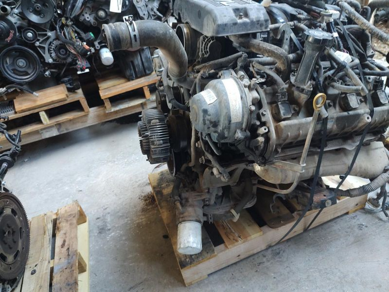 2006 TOYOTA TUNDRA 4.7L (VIN T, 5th digit, 2UZFE engine, 8 cylinder) Used Engine