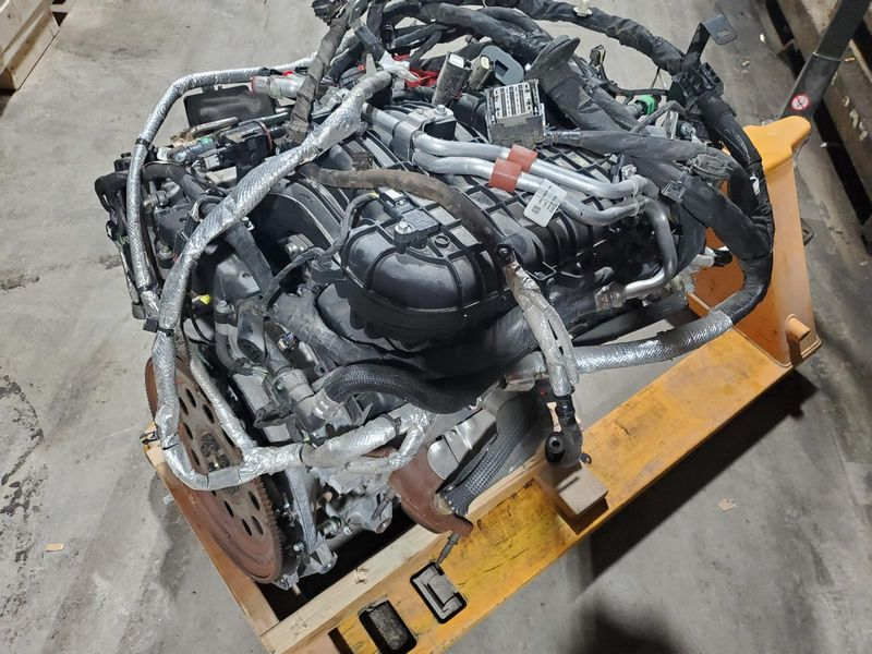 2021 Ford EXPLORER police package, 3.0L Used Engine