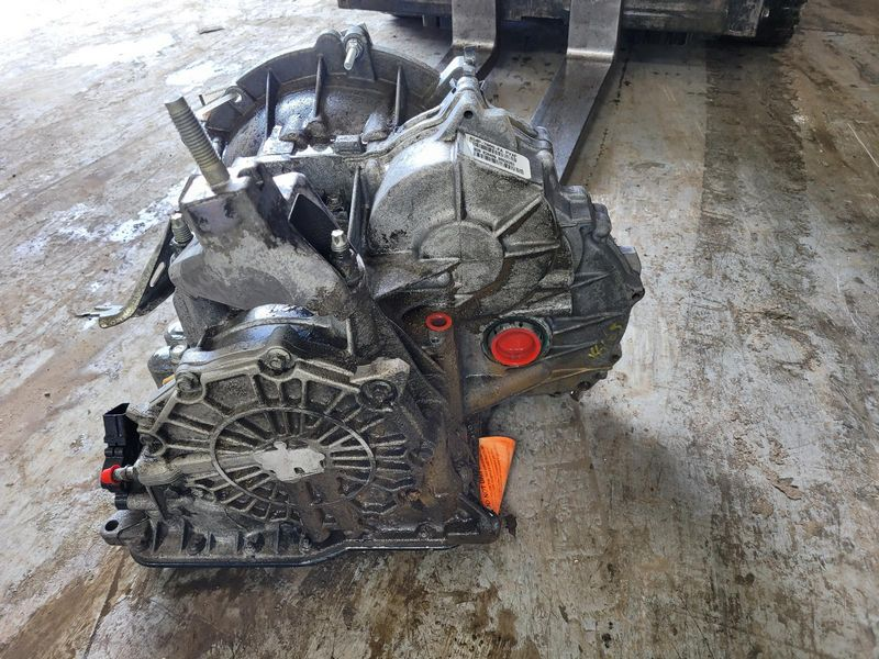 2009 Ford Focus AT, (2.0L, DOHC), Sdn, (ID 8S4P-7000-FA) Used Transmission