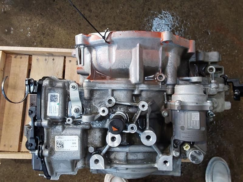2020 Ford ESCAPE (AT), gasoline, 2.0L, AWD Used Transmission