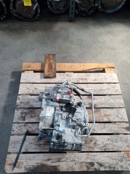 2017 Ford ESCAPE AT, 2.5L (4x2), thru 01/09/17 Used Transmission