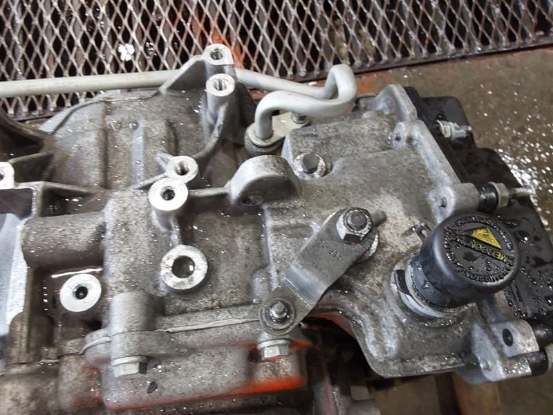 2016 Ford ESCAPE AT, 2.0L, 4x4 Used Transmission