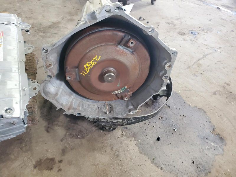2014 Chevy CAPRICE AT, 6.0L (opt MYC), transmission cooler (opt KD1) Used Transmission