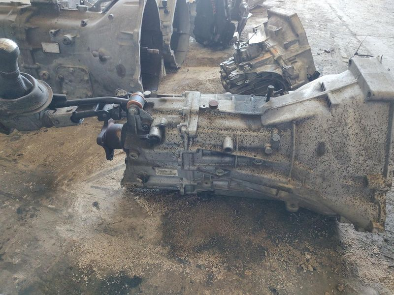 2012 Ford MUSTANG MT, (6 speed), 5.0L, ID CR33-7003-AC Used Transmission