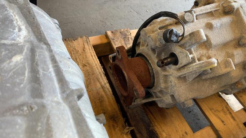 2012 Ford MUSTANG MT, (6 speed), 3.7L, ID CR33-7003-BB Used Transmission