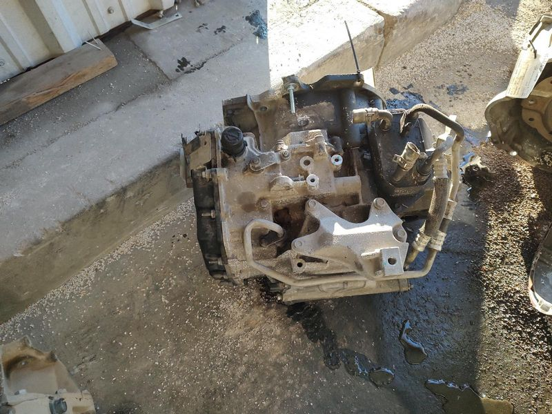2013 Ford ESCAPE AT, 1.6L, 4x4 Used Transmission