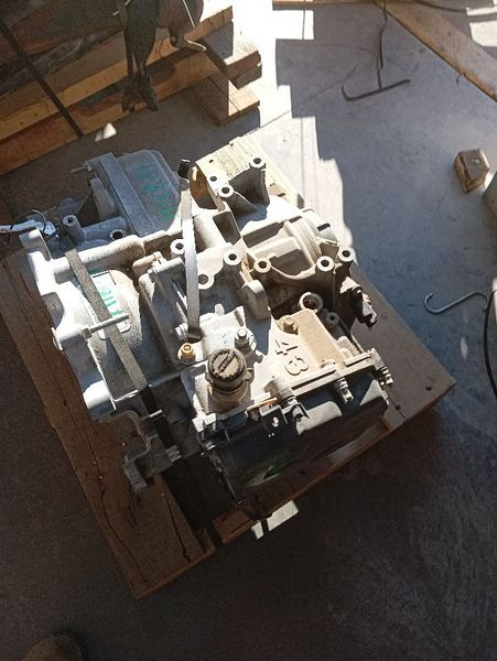 2013 Ford ESCAPE AT, 2.0L, 4x2 Used Transmission