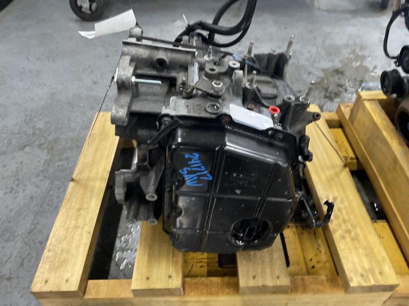 2010 Ford ESCAPE AT, VIN 7 (8th digit), (2.5L, 6 speed), 4x4 Used Transmission