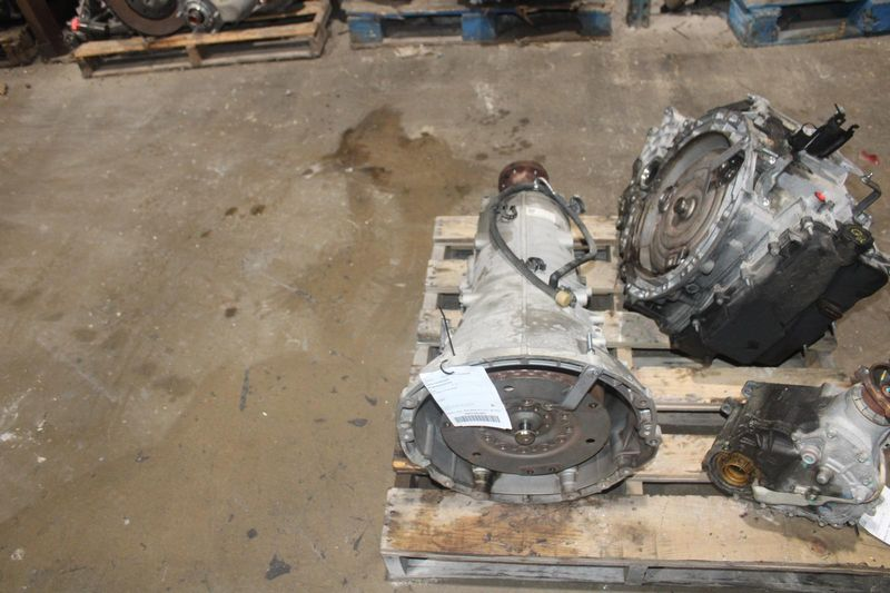 2016 DODGE CHARGER AT, RWD, 6.4L (8 speed) Used Transmission