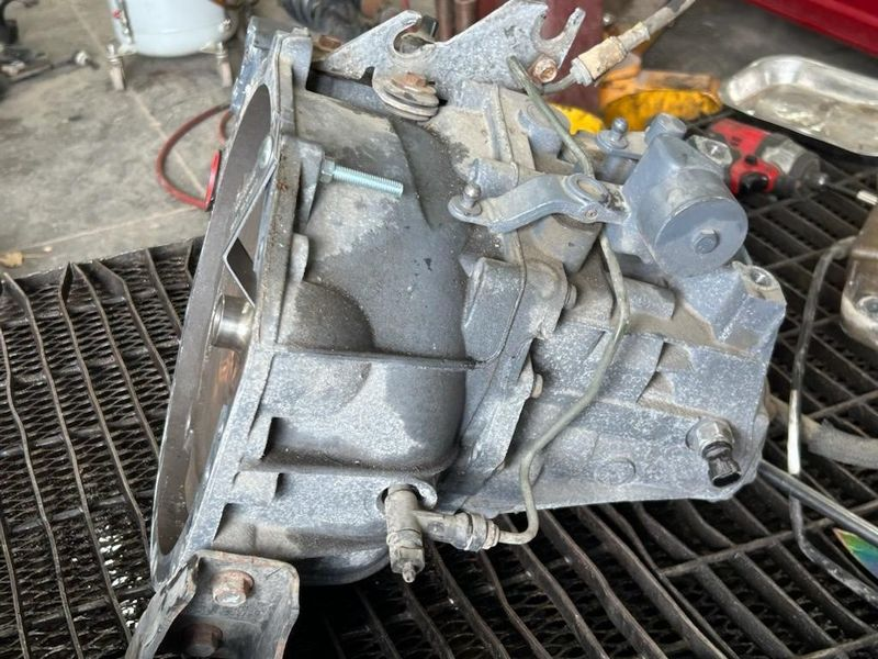2011 DODGE CALIBER MT, (5 speed) Used Transmission