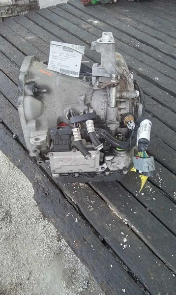 2014 DODGE JOURNEY AT, 2.4L, 4 speed Used Transmission