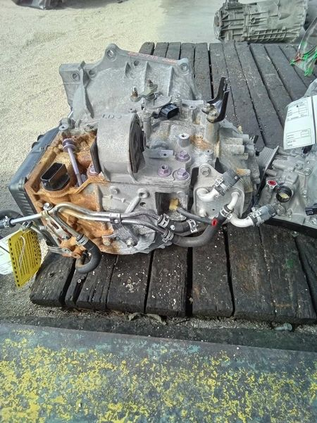 2020 TOYOTA CAMRY 2.5L, A25AFKS engine, FWD, UB80E Used Transmission