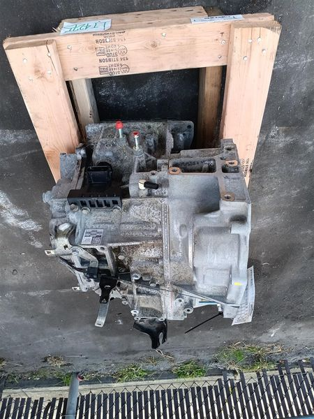 2017 TOYOTA CAMRY AT, VIN F (5th digit), (2.5L, 4 cylinder, 2ARFE engine), ID 30510-33681 Used Transmission