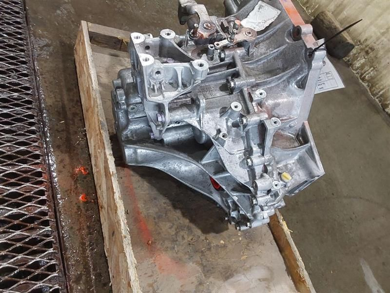 2020 TOYOTA COROLLA Sedan, 1.8L, AT, gasoline Used Transmission