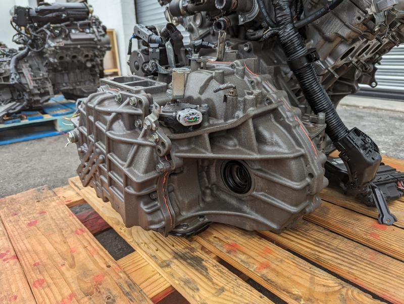 2011 TOYOTA CAMRY AT, VIN K (5th digit), (3.5L, 6 cylinder, 2GRFE engine) Used Transmission